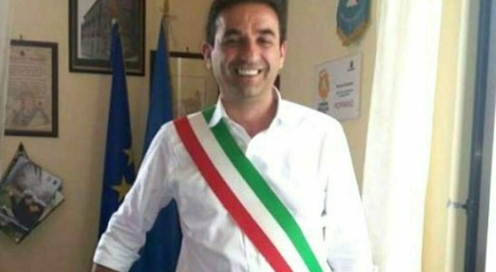 Pedopornografia, condanna bisper il sindaco di Rofrano - Il Mattino.it