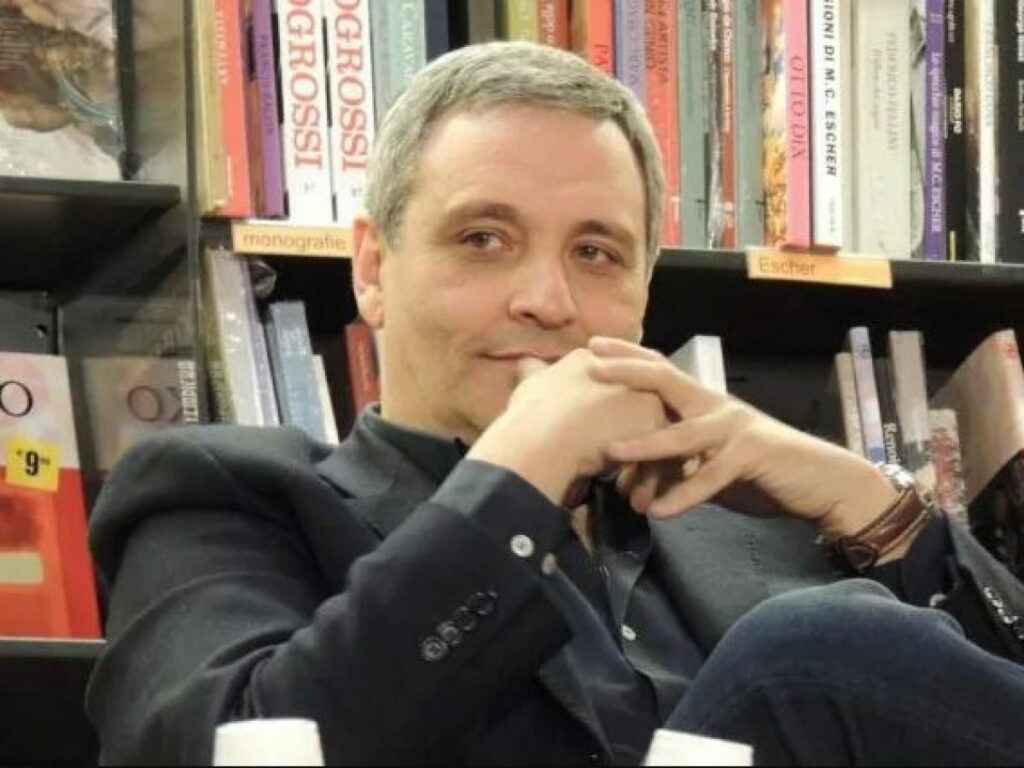 Maurizio De Giovanni: Basta cori e insulti contro Napoli, non vado più a Salerno