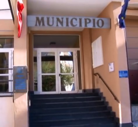 Sala Consilina, blitz della finanza in comune.  Acquisiti atti dall’ufficio tecnico dopo l’esposto di un privato.